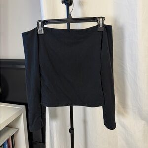 Abercrombie & Fitch off the shoulder Top